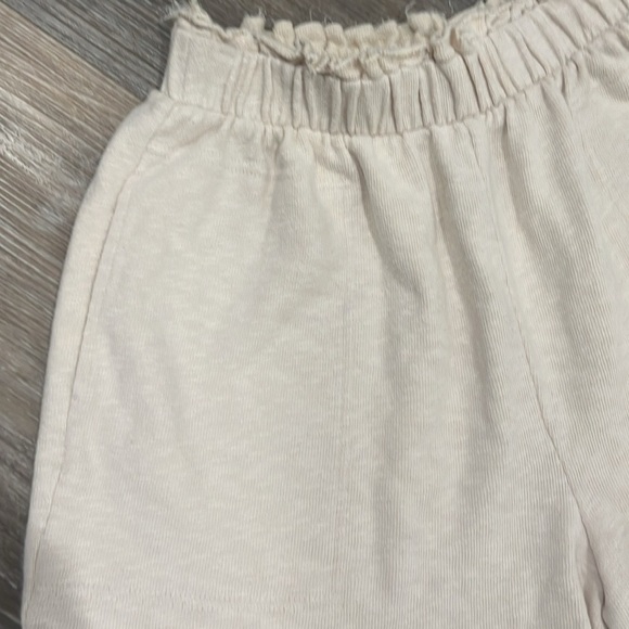 Free People Beach cream high waisted cotton linen pull on 3.5” short Small - Picture 3 of 6